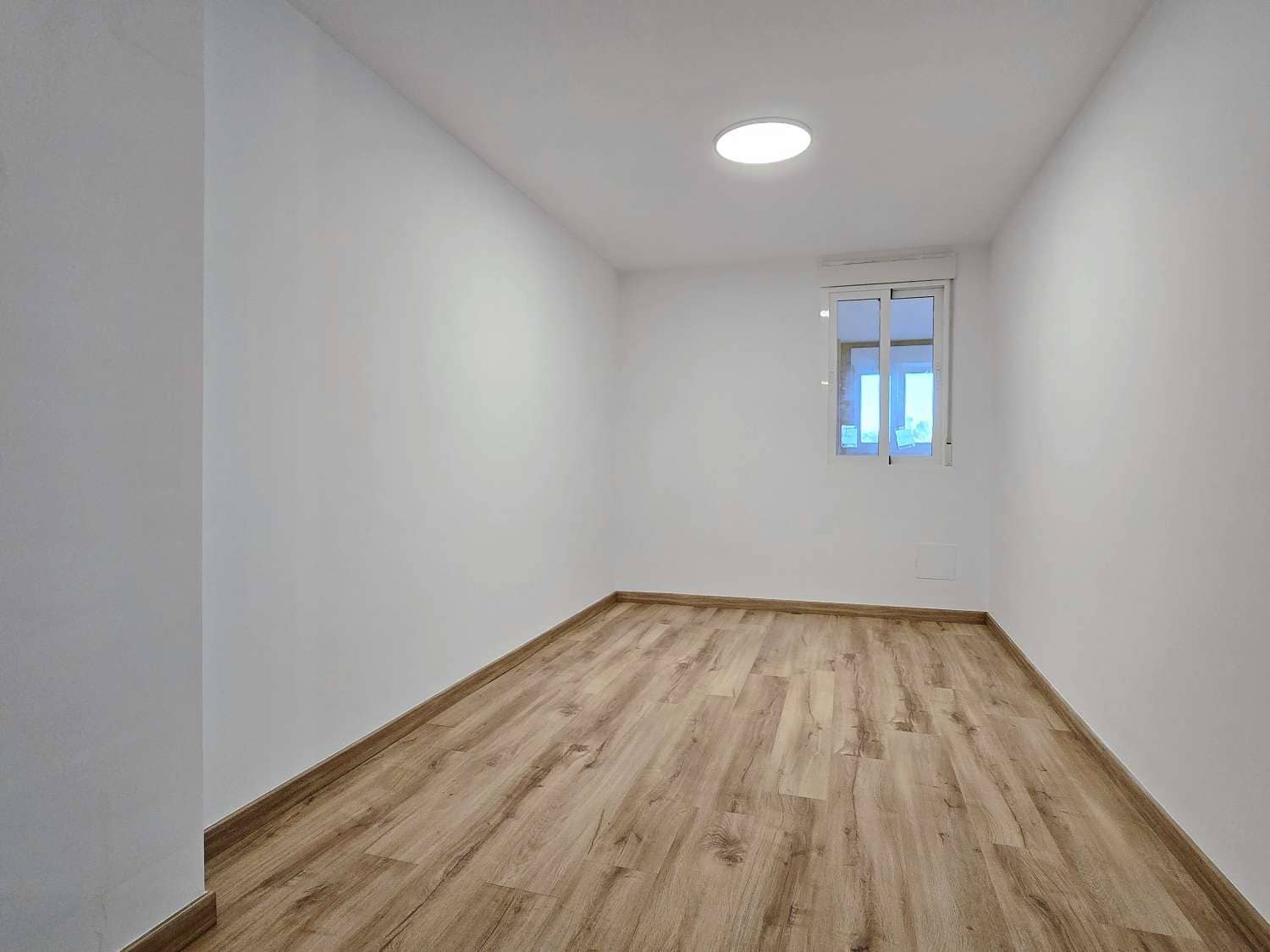 3 camera da letto Villetta a Schiera in vendita in Ador con piscina garage - 230.000 € (Rif: 9537186)