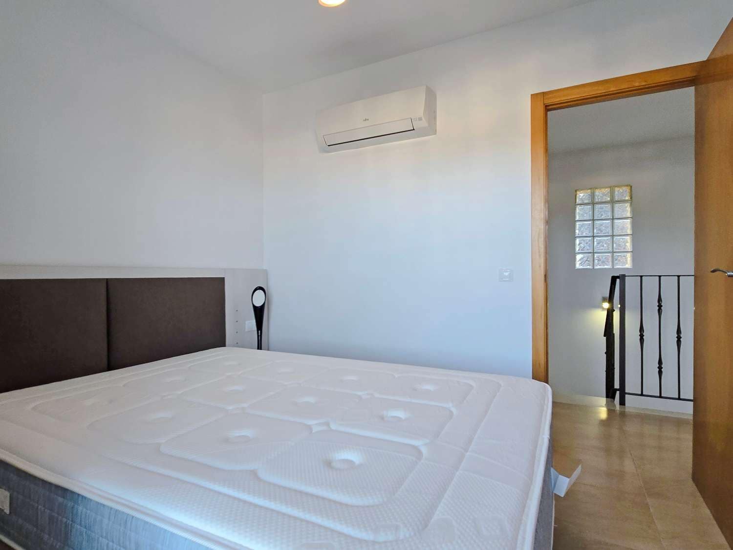 3 camera da letto Villetta a Schiera in vendita in Ador con piscina garage - 230.000 € (Rif: 9537186)