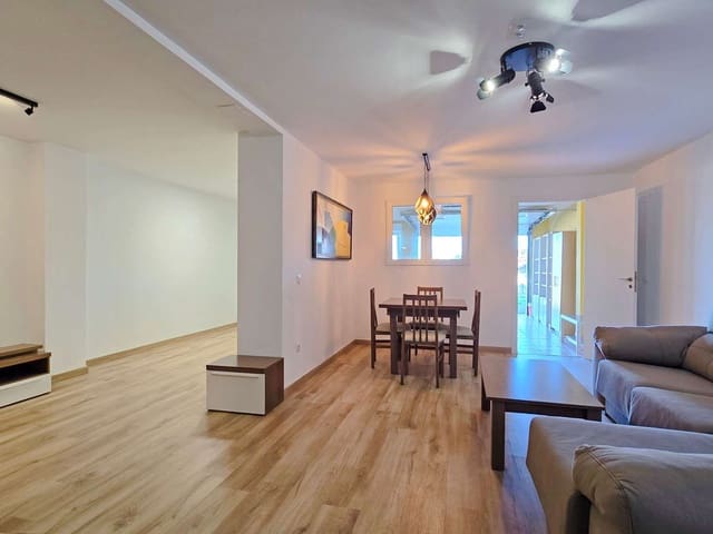 Adosado de 3 habitaciones en Ador en venta con piscina garaje - 230.000 € (Ref: 9537186)