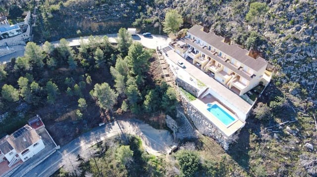 3 camera da letto Villetta a Schiera in vendita in Ador con piscina garage - 230.000 € (Rif: 9537186)