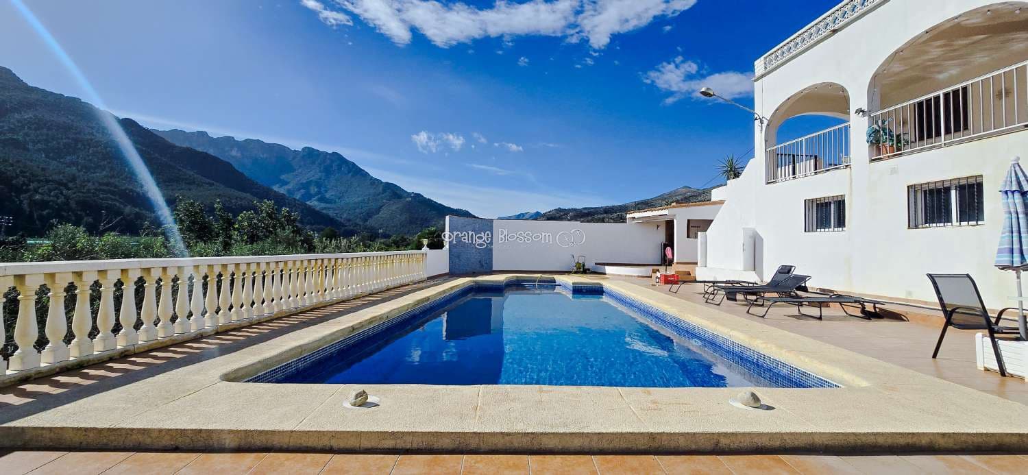 5 chambre Villa/Maison à vendre à Villalonga avec piscine - 259 950 € (Ref: 9573831)