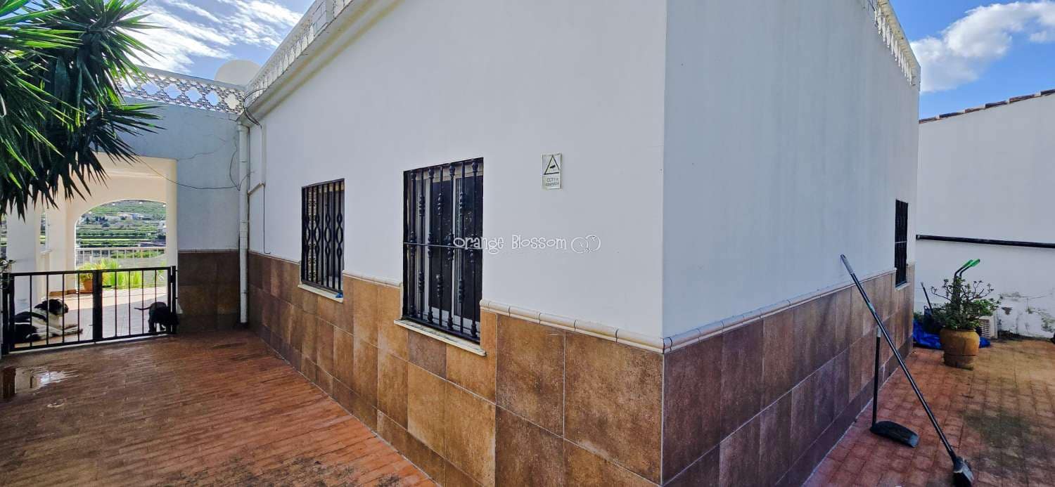 5 chambre Villa/Maison à vendre à Villalonga avec piscine - 259 950 € (Ref: 9573831)