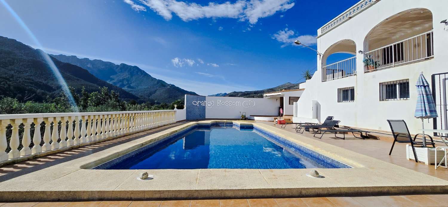 5 chambre Villa/Maison à vendre à Villalonga avec piscine - 259 950 € (Ref: 9573831)