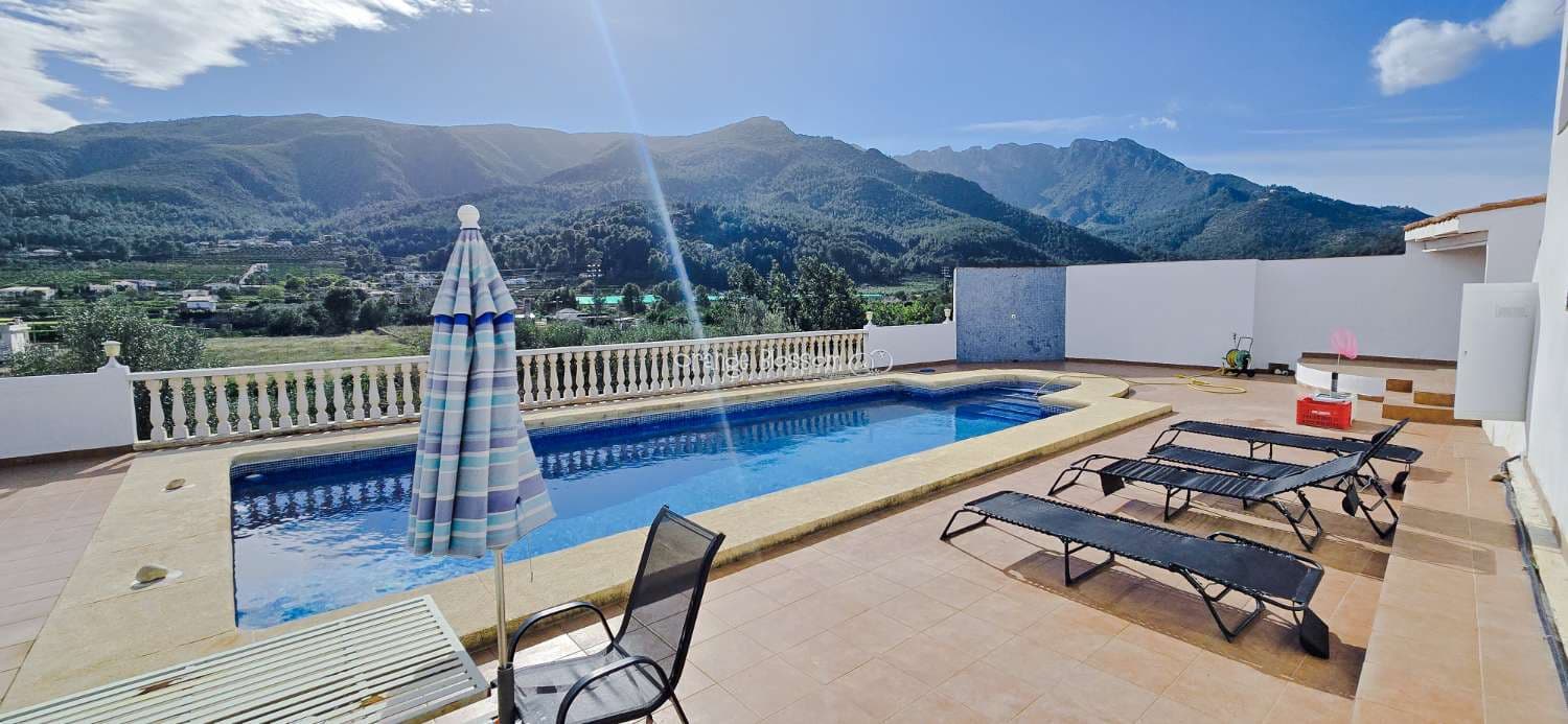 5 chambre Villa/Maison à vendre à Villalonga avec piscine - 259 950 € (Ref: 9573831)