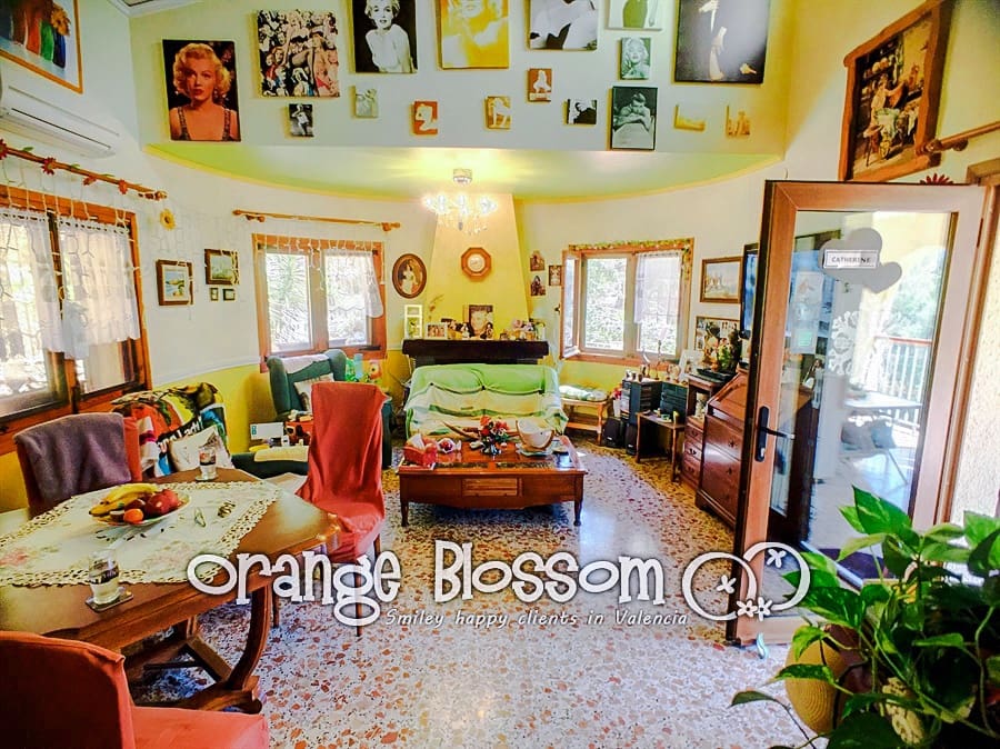 3 slaapkamer Villa te koop in Valencia stad met zwembad - € 209.000 (Ref: 9575521)