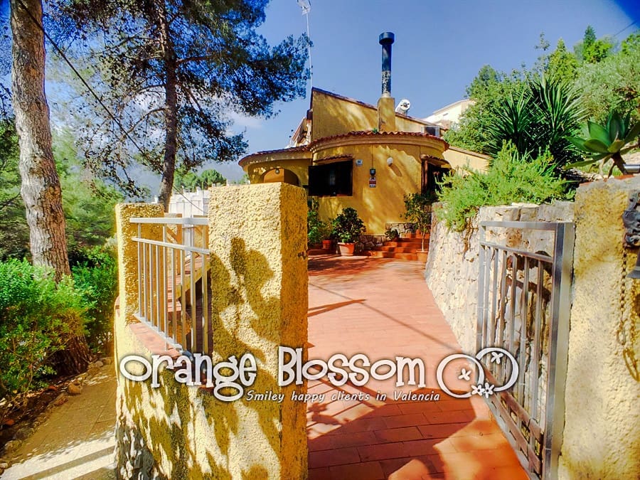 3 slaapkamer Villa te koop in Valencia stad met zwembad - € 209.000 (Ref: 9575521)