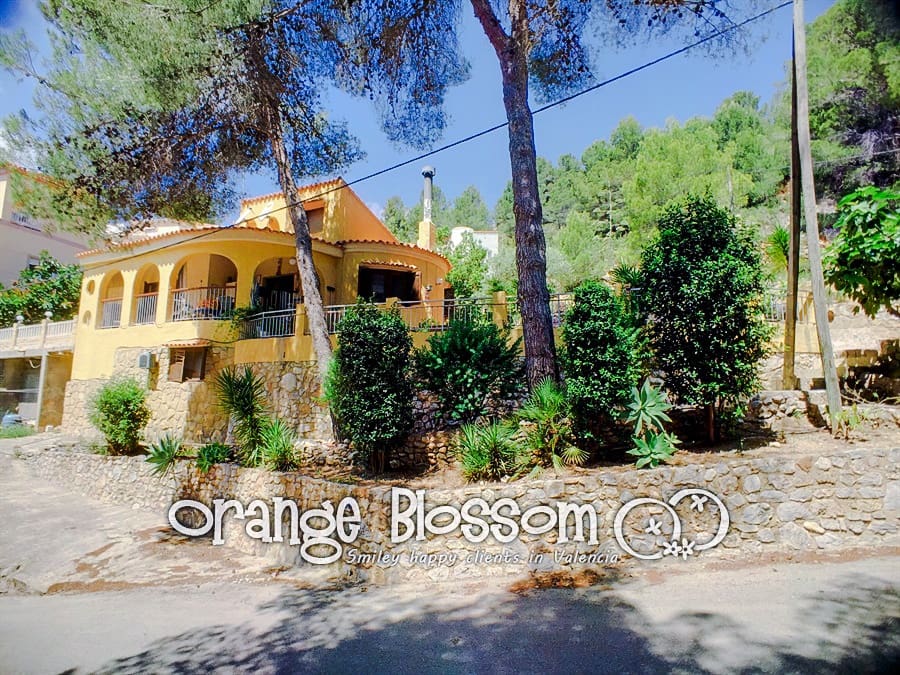 3 slaapkamer Villa te koop in Valencia stad met zwembad - € 209.000 (Ref: 9575521)