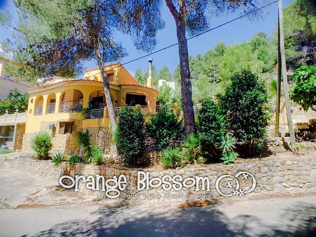 3 slaapkamer Villa te koop in Valencia stad met zwembad - € 209.000 (Ref: 9575521)