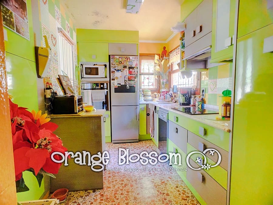 3 slaapkamer Villa te koop in Valencia stad met zwembad - € 209.000 (Ref: 9575521)