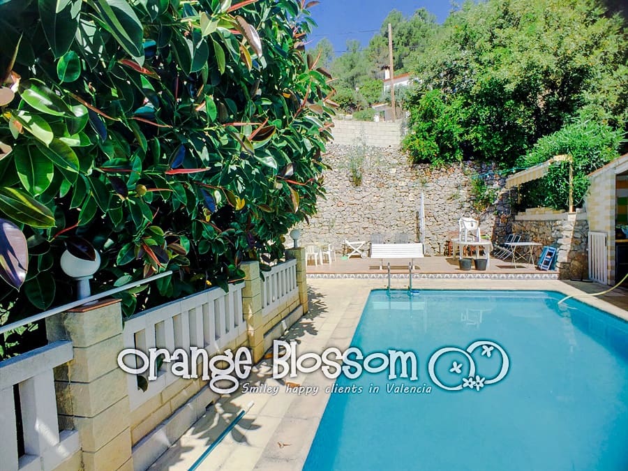 3 slaapkamer Villa te koop in Valencia stad met zwembad - € 209.000 (Ref: 9575521)
