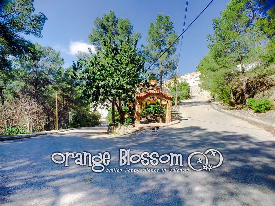 3 slaapkamer Villa te koop in Valencia stad met zwembad - € 209.000 (Ref: 9575521)