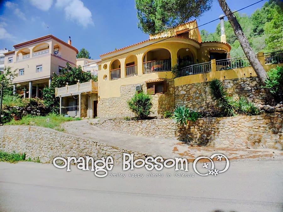 3 slaapkamer Villa te koop in Valencia stad met zwembad - € 209.000 (Ref: 9575521)