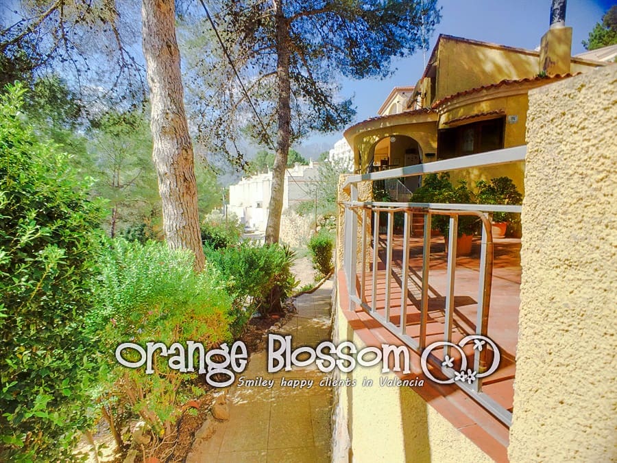 3 slaapkamer Villa te koop in Valencia stad met zwembad - € 209.000 (Ref: 9575521)