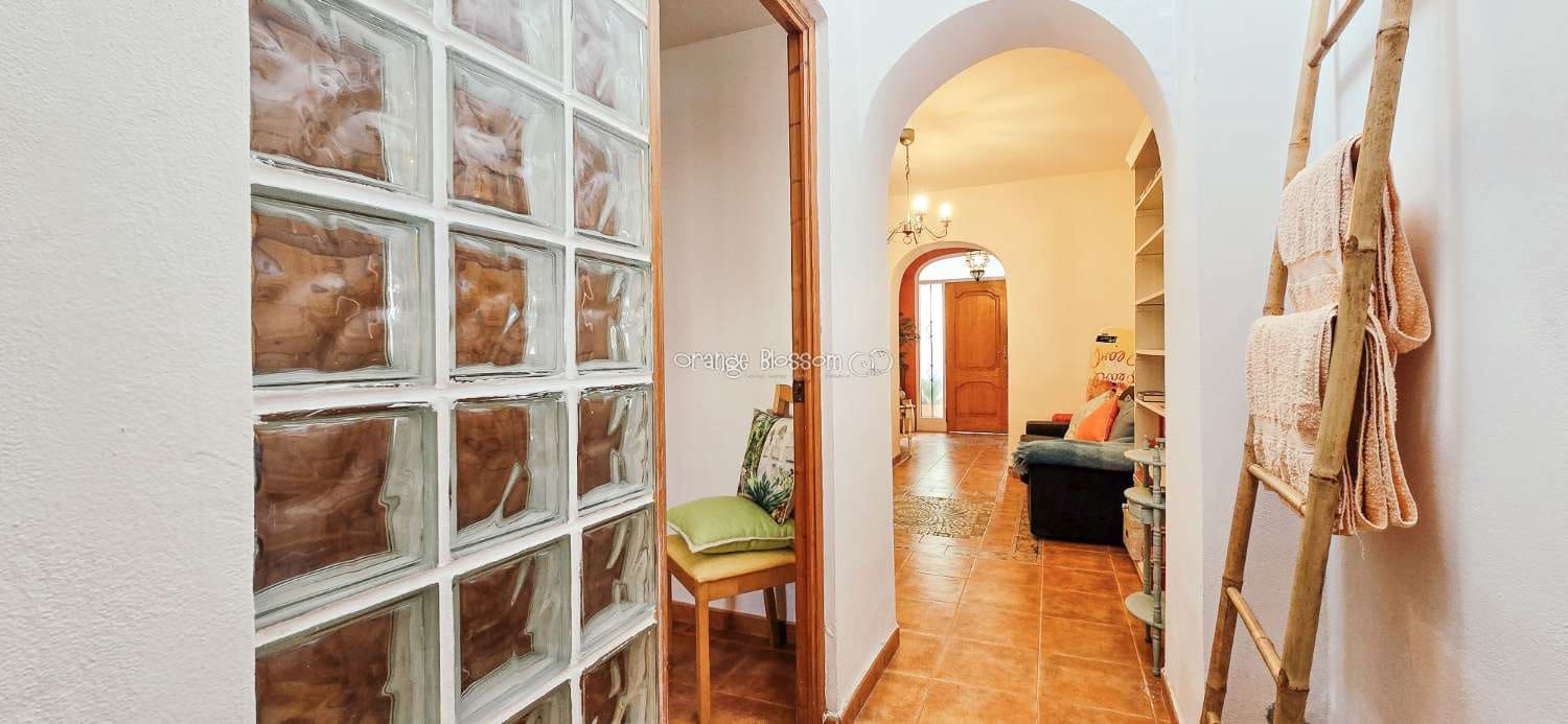 3 makuuhuone Omakotitalo myytävänä paikassa Villalonga - 179 000 € (Ref: 9604555)