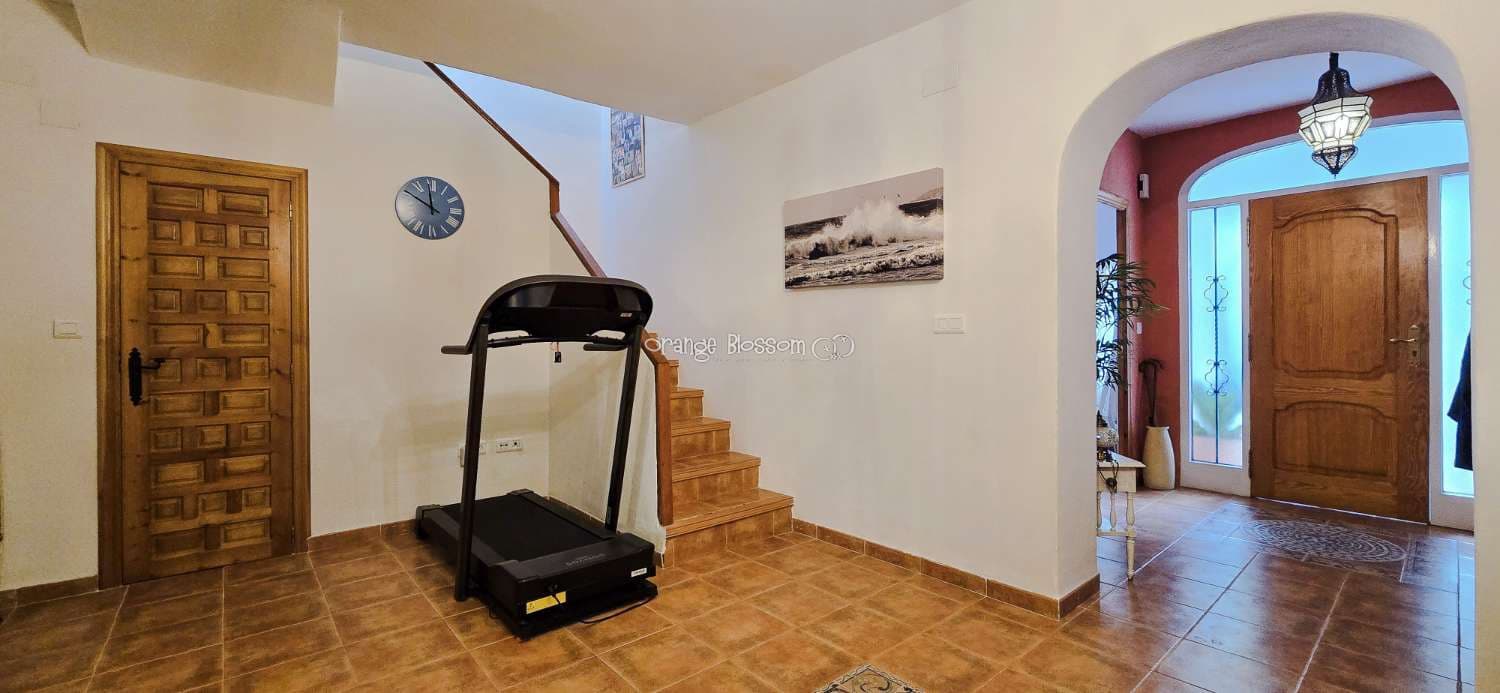 3 makuuhuone Omakotitalo myytävänä paikassa Villalonga - 179 000 € (Ref: 9604555)