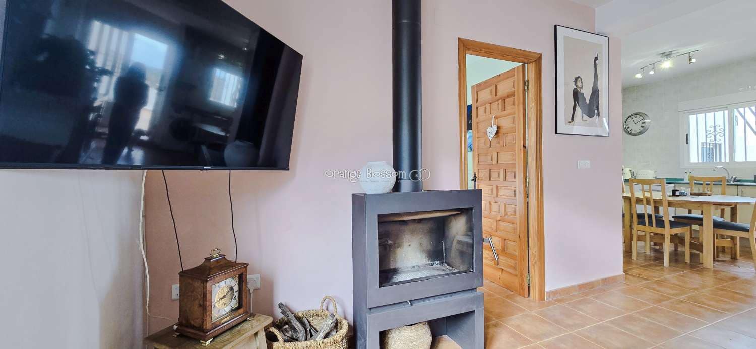 3 makuuhuone Omakotitalo myytävänä paikassa Villalonga - 179 000 € (Ref: 9604555)