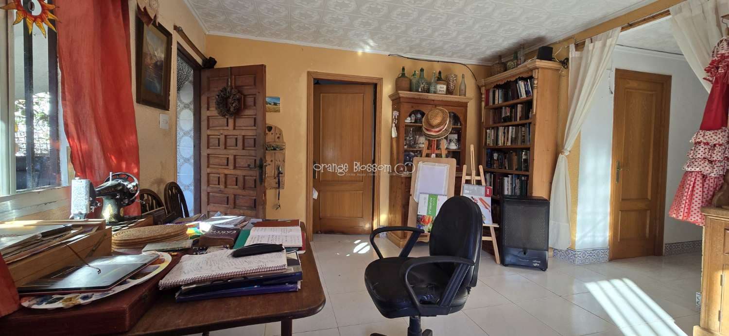 Chalet de 5 habitaciones en Villalonga en venta con piscina - 299.950 € (Ref: 9627143)