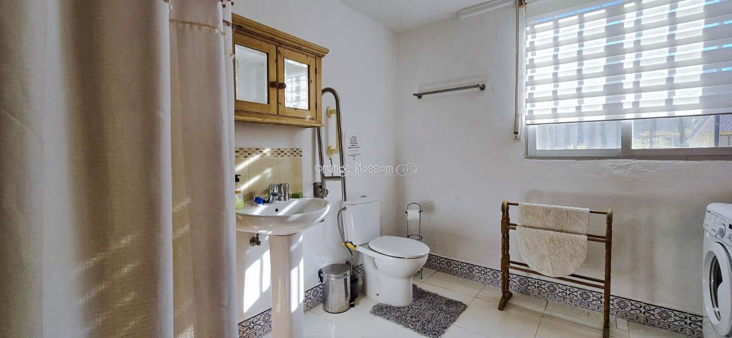 Chalet de 5 habitaciones en Villalonga en venta con piscina - 299.950 € (Ref: 9627143)