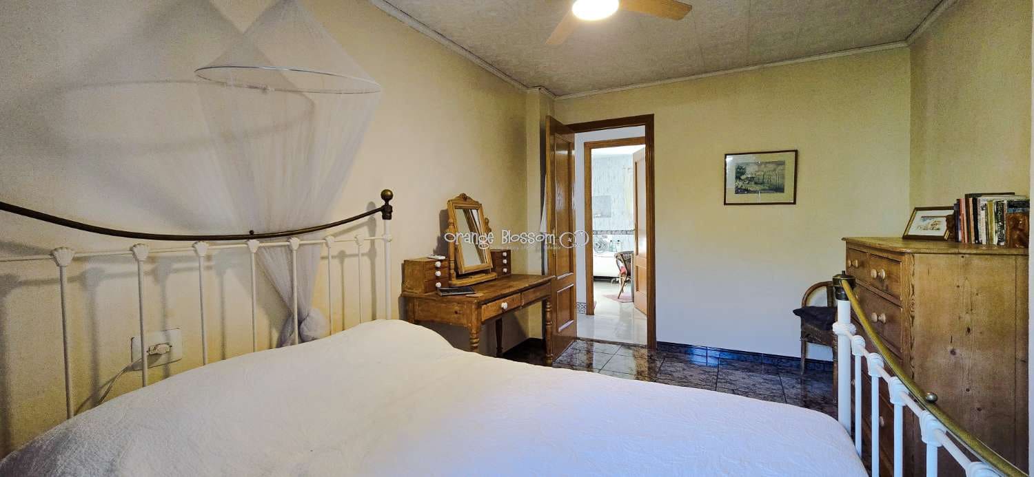 Chalet de 5 habitaciones en Villalonga en venta con piscina - 299.950 € (Ref: 9627143)