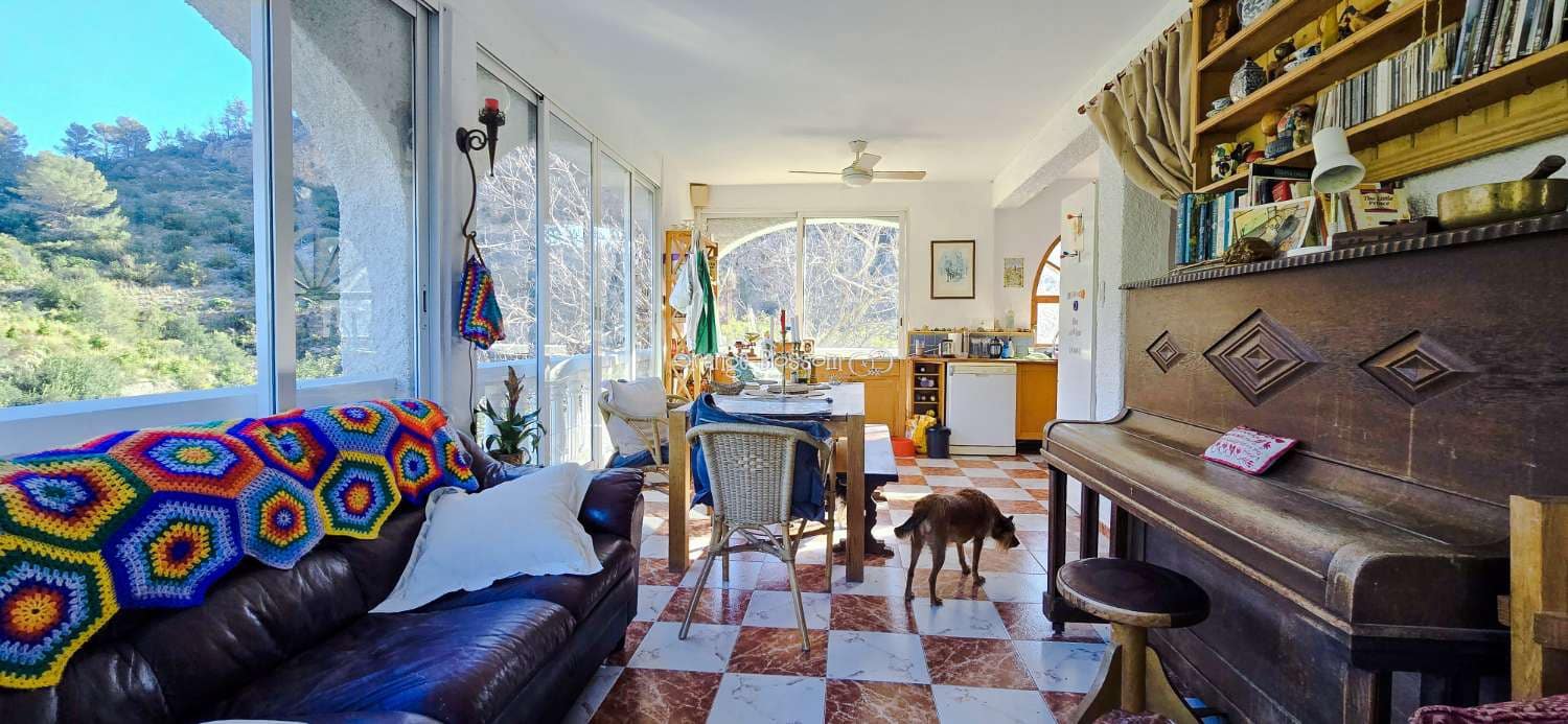 Chalet de 5 habitaciones en Villalonga en venta con piscina - 299.950 € (Ref: 9627143)