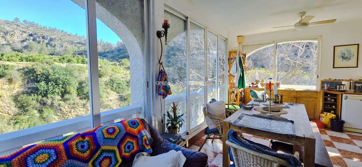 Chalet de 5 habitaciones en Villalonga en venta con piscina - 299.950 € (Ref: 9627143)