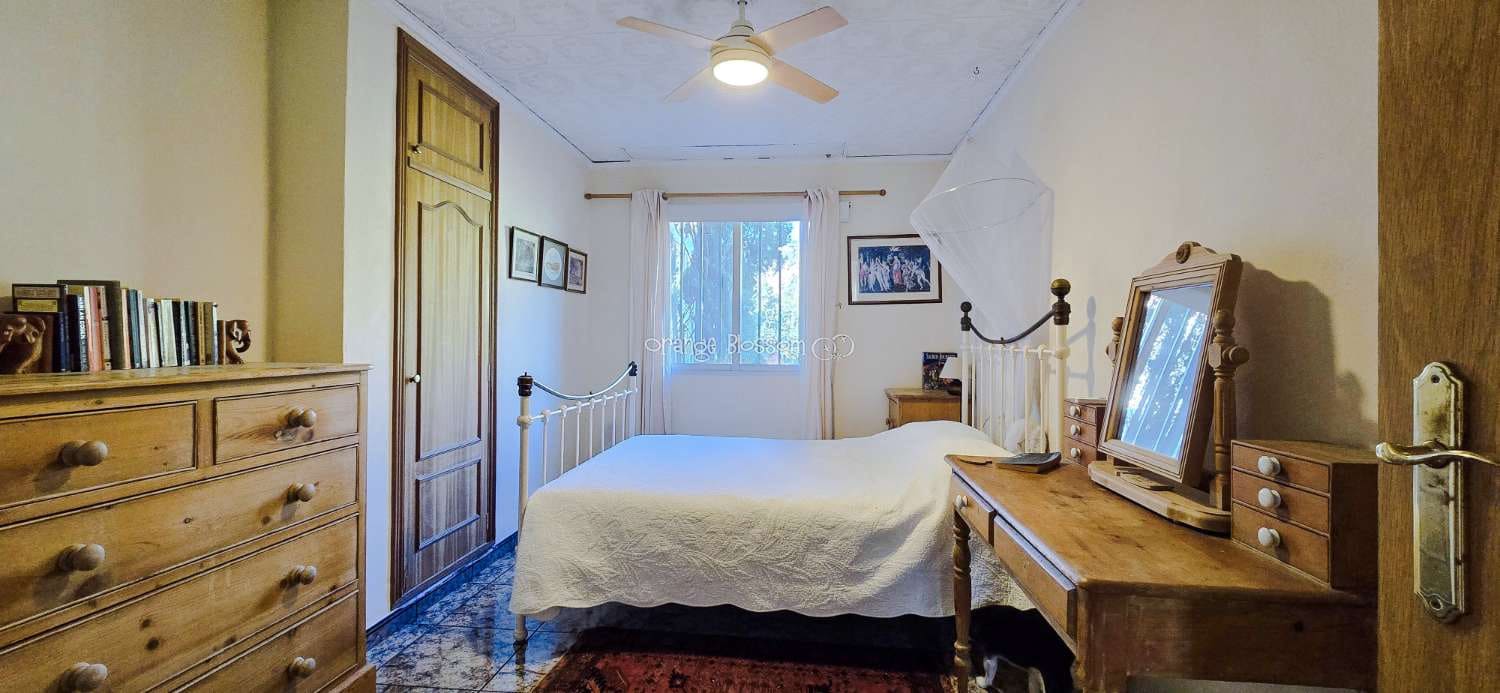 Chalet de 5 habitaciones en Villalonga en venta con piscina - 299.950 € (Ref: 9627143)