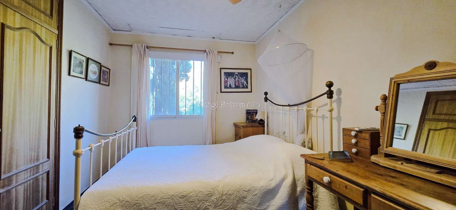 Chalet de 5 habitaciones en Villalonga en venta con piscina - 299.950 € (Ref: 9627143)