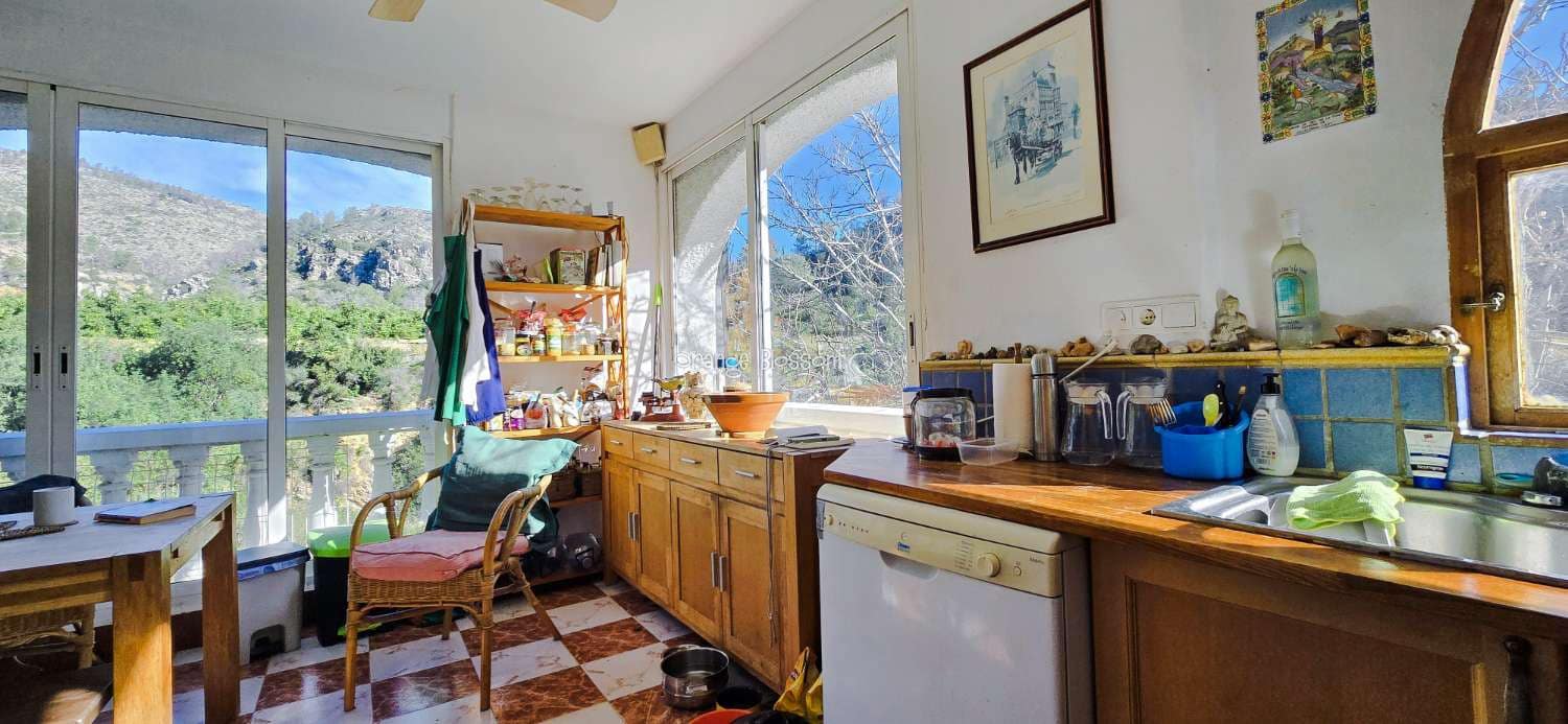 Chalet de 5 habitaciones en Villalonga en venta con piscina - 299.950 € (Ref: 9627143)