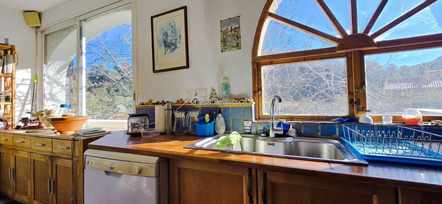 Chalet de 5 habitaciones en Villalonga en venta con piscina - 299.950 € (Ref: 9627143)