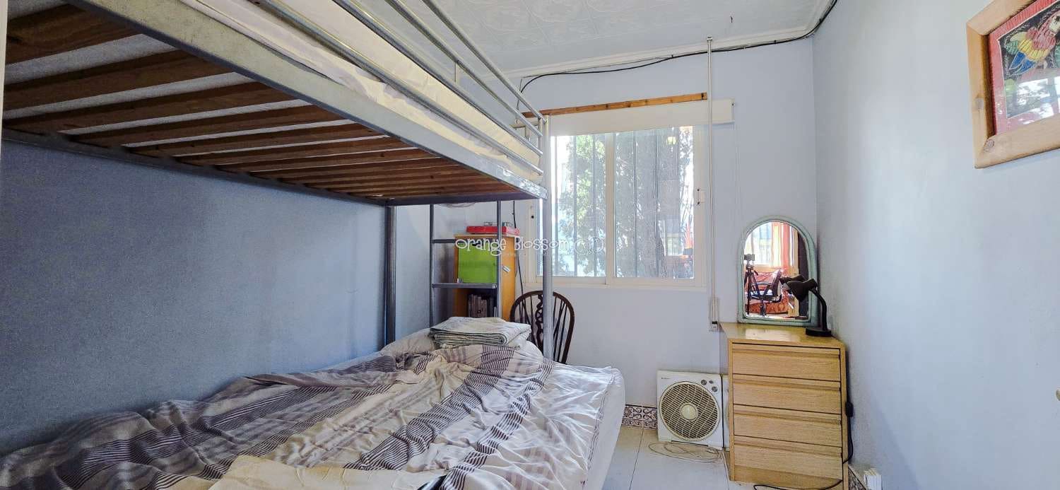 Chalet de 5 habitaciones en Villalonga en venta con piscina - 299.950 € (Ref: 9627143)