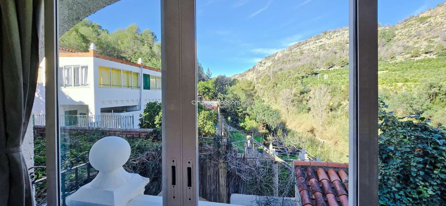 Chalet de 5 habitaciones en Villalonga en venta con piscina - 299.950 € (Ref: 9627143)