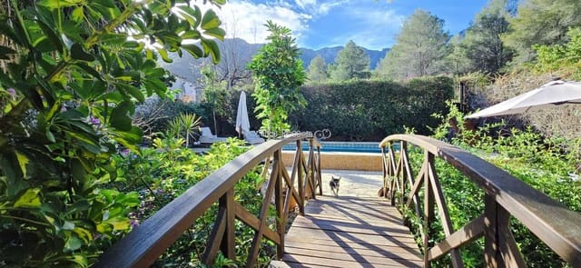 Chalet de 5 habitaciones en Villalonga en venta con piscina - 299.950 € (Ref: 9627143)