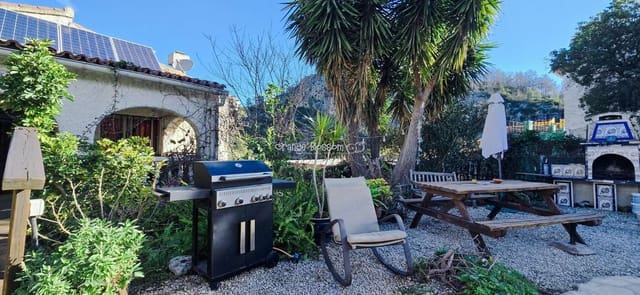 Chalet de 5 habitaciones en Villalonga en venta con piscina - 299.950 € (Ref: 9627143)