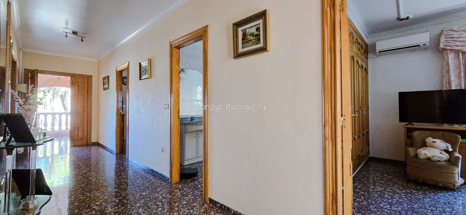 6 soverom Villa til salgs i Villalonga med svømmebasseng - € 799 000 (Ref: 9790113)