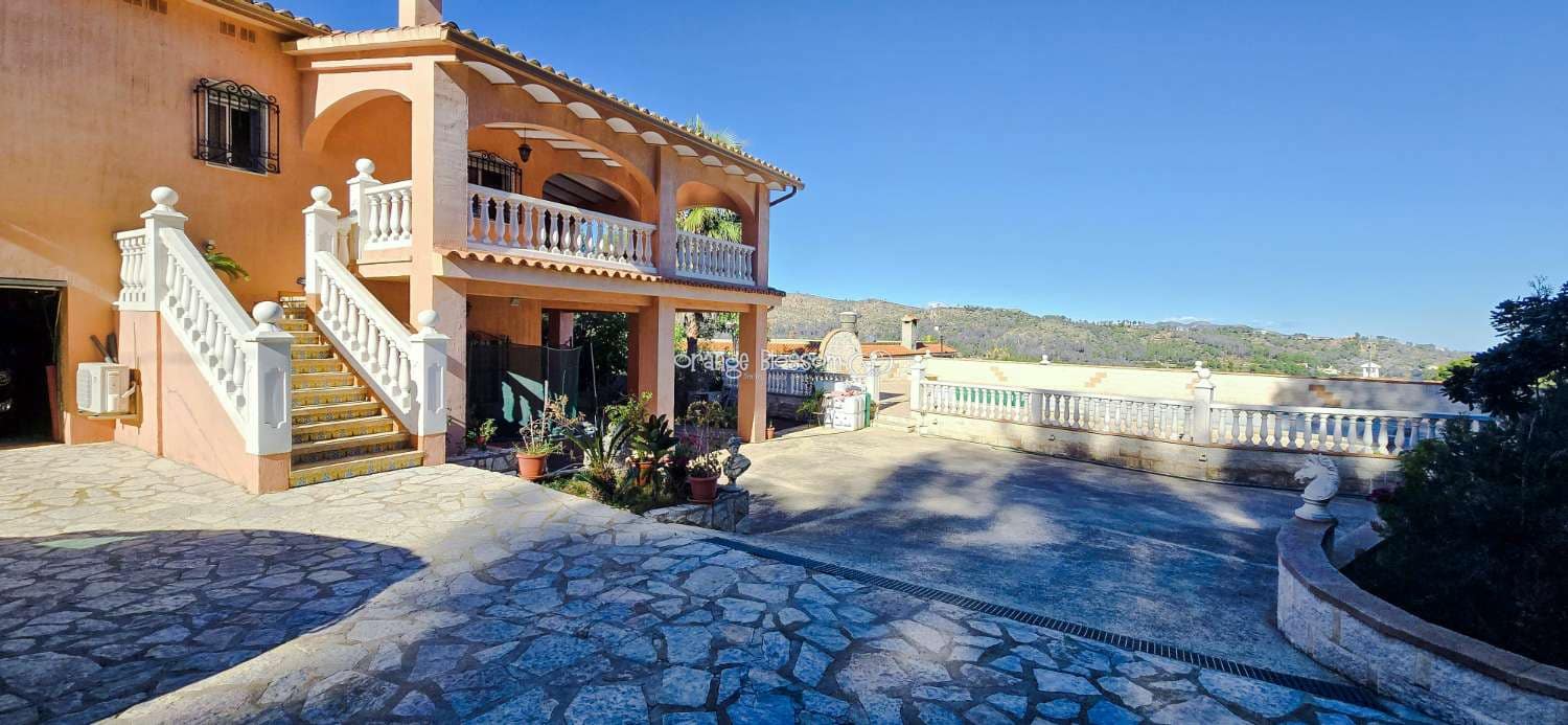 6 soverom Villa til salgs i Villalonga med svømmebasseng - € 799 000 (Ref: 9790113)