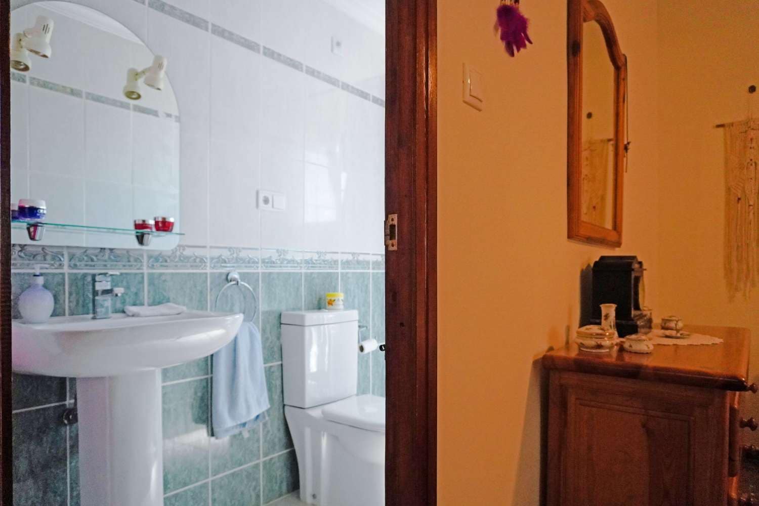 4 bedroom Townhouse for sale in Ador with pool garage - € 499,950 (Ref: 9807561)