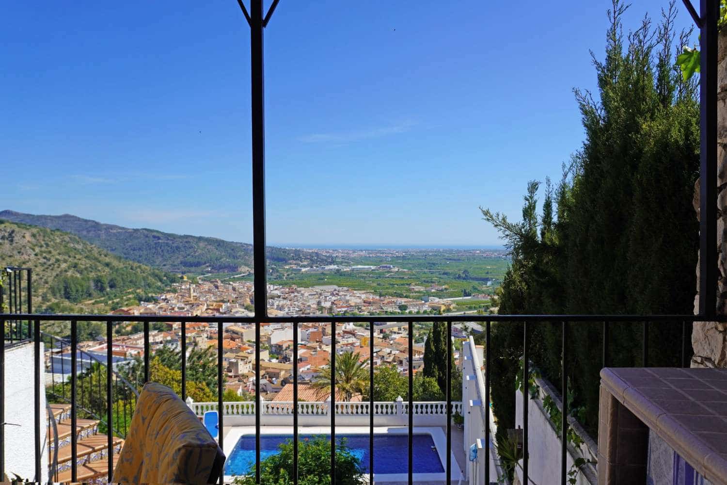 4 bedroom Townhouse for sale in Ador with pool garage - € 499,950 (Ref: 9807561)