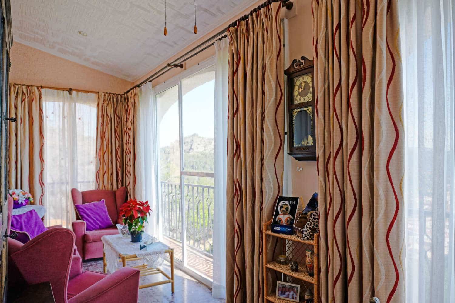 4 bedroom Townhouse for sale in Ador with pool garage - € 499,950 (Ref: 9807561)