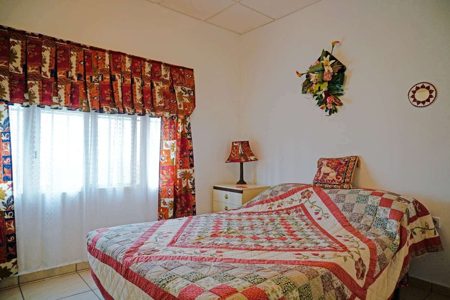 4 bedroom Townhouse for sale in Ador with pool garage - € 499,950 (Ref: 9807561)