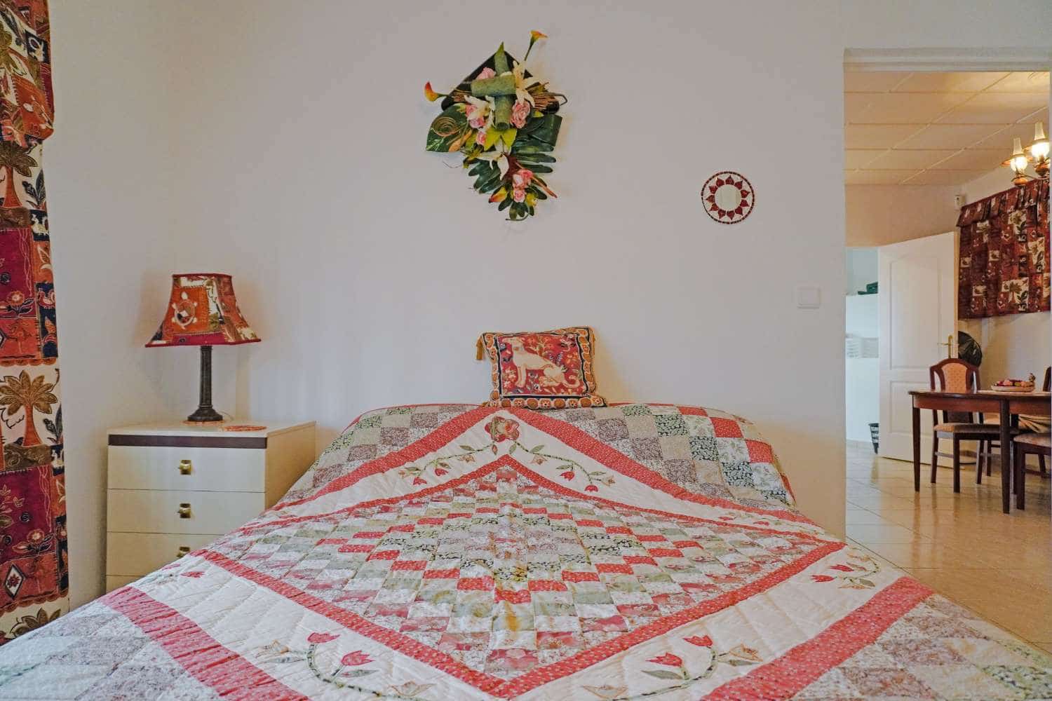 4 bedroom Townhouse for sale in Ador with pool garage - € 499,950 (Ref: 9807561)