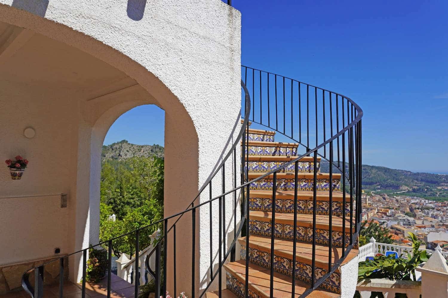 4 bedroom Townhouse for sale in Ador with pool garage - € 499,950 (Ref: 9807561)