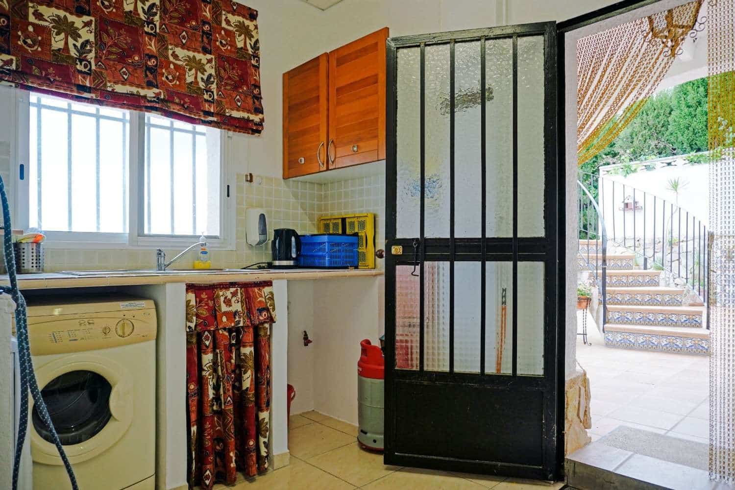 4 bedroom Townhouse for sale in Ador with pool garage - € 499,950 (Ref: 9807561)