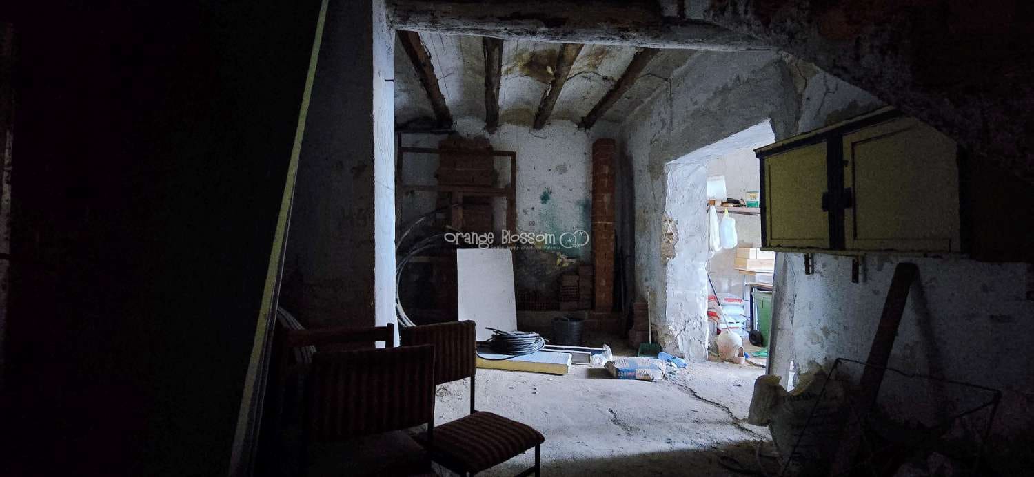 1 bedroom Villa for sale in Otos - € 65,000 (Ref: 9842052)