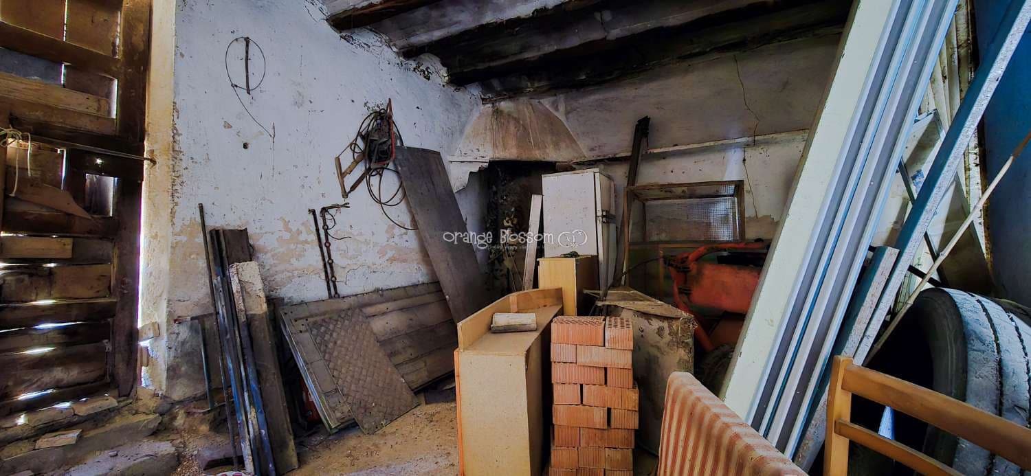 1 bedroom Villa for sale in Otos - € 65,000 (Ref: 9842052)