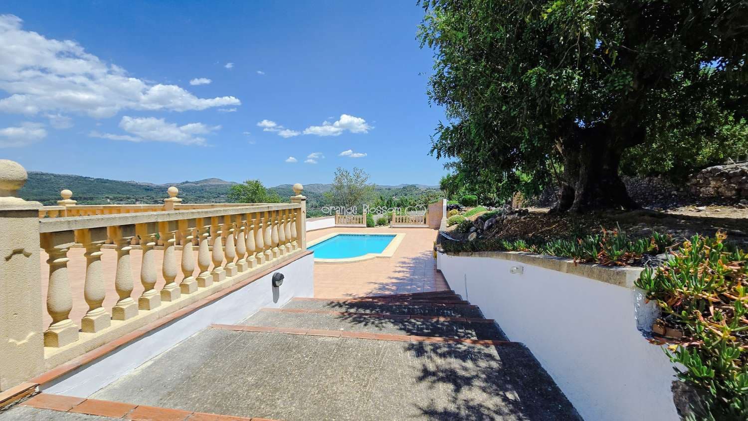 3 bedroom Villa for sale in Beniganim with pool - € 290,000 (Ref: 9895708)
