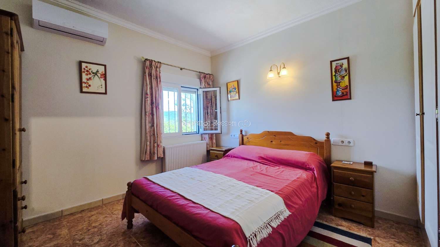 3 bedroom Villa for sale in Beniganim with pool - € 290,000 (Ref: 9895708)