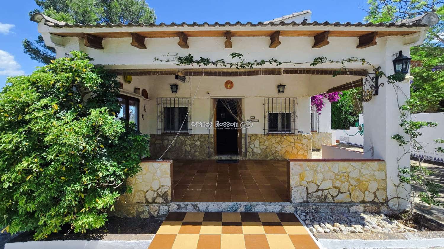 3 bedroom Villa for sale in Beniganim with pool - € 290,000 (Ref: 9895708)