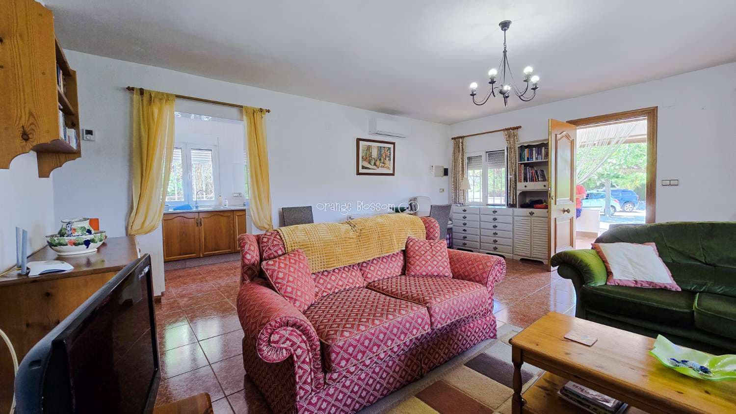 3 bedroom Villa for sale in Beniganim with pool - € 290,000 (Ref: 9895708)