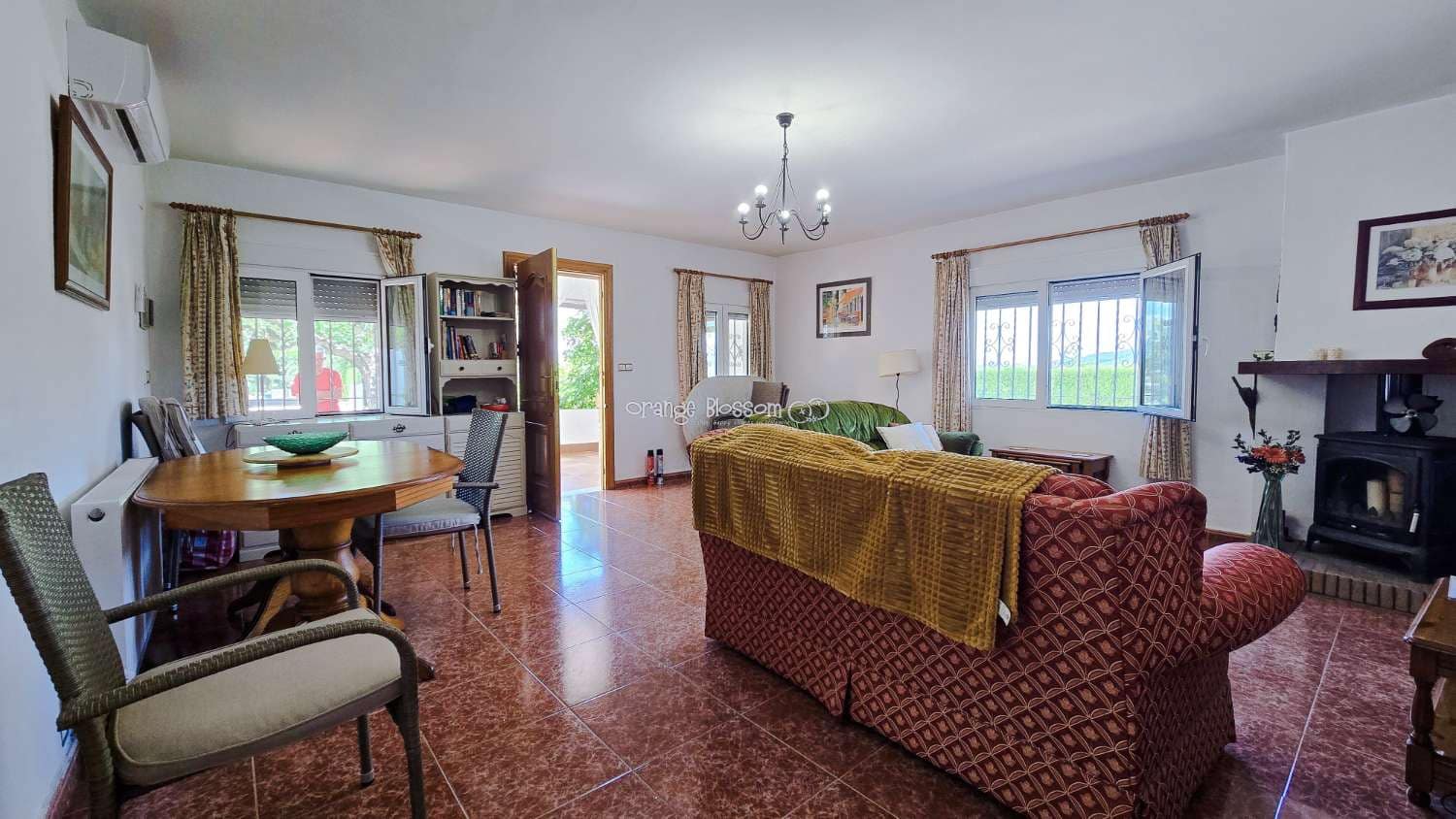 3 bedroom Villa for sale in Beniganim with pool - € 290,000 (Ref: 9895708)