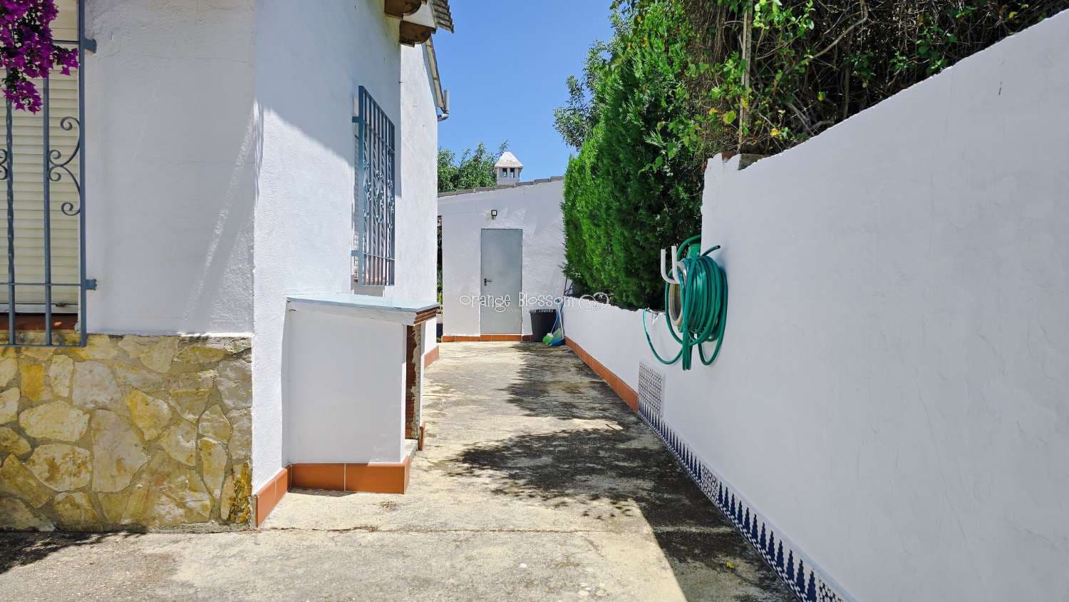 3 bedroom Villa for sale in Beniganim with pool - € 290,000 (Ref: 9895708)